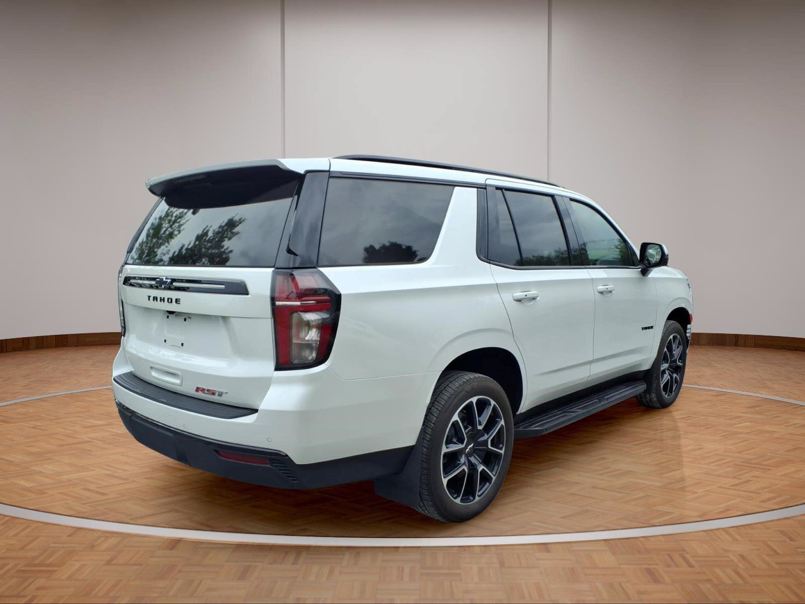Used 2024 Chevrolet Tahoe RST w/ Luxury Package AWD/4WD image 6