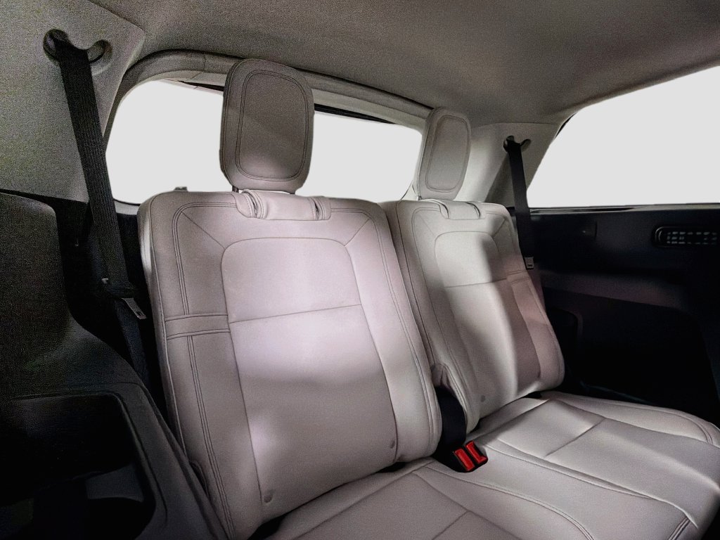 New 2026 Lincoln Aviator Reserve w/ Illumination Package RWD image 29