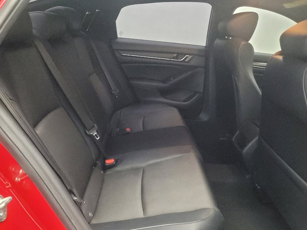 Used 2018 Honda Accord Sport image 19