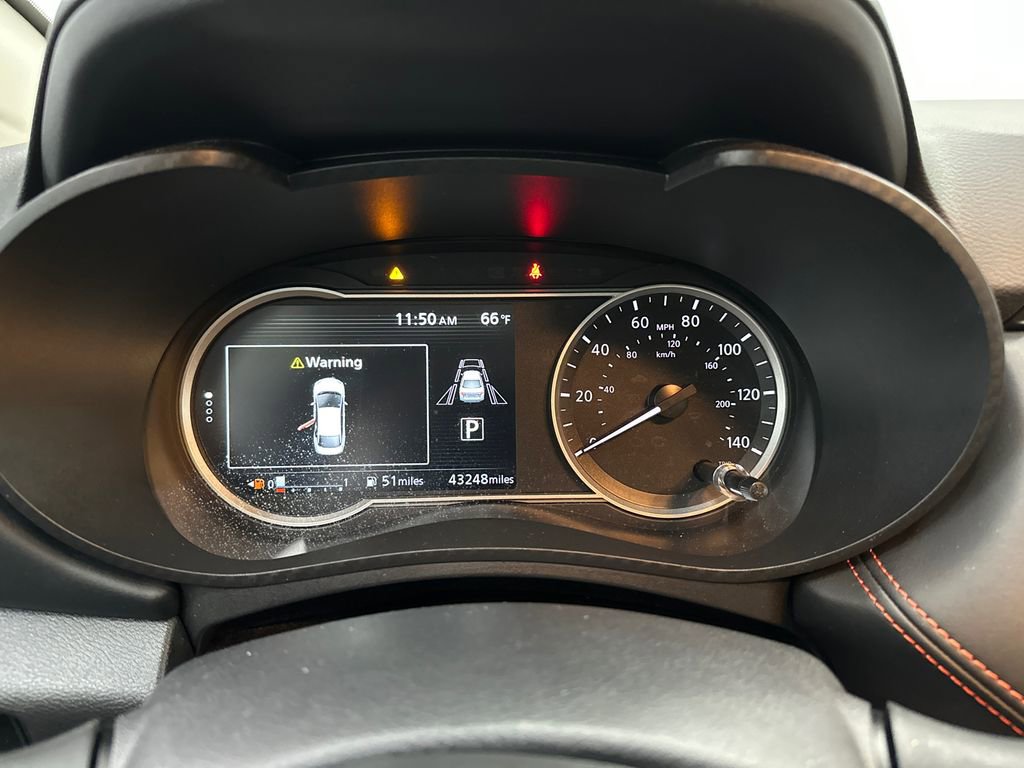 Used 2023 Nissan Versa SR w/ Trunk Package image 25