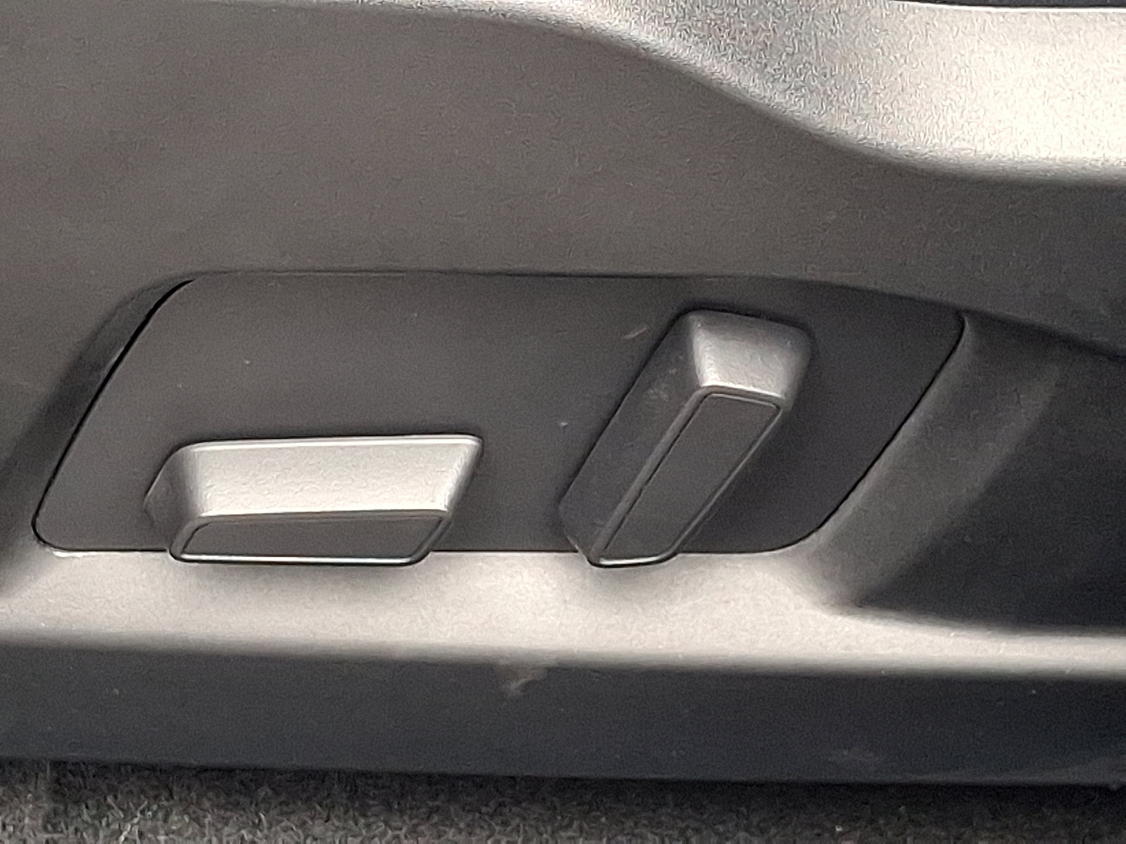 Used 2023 Fisker Ocean One image 25