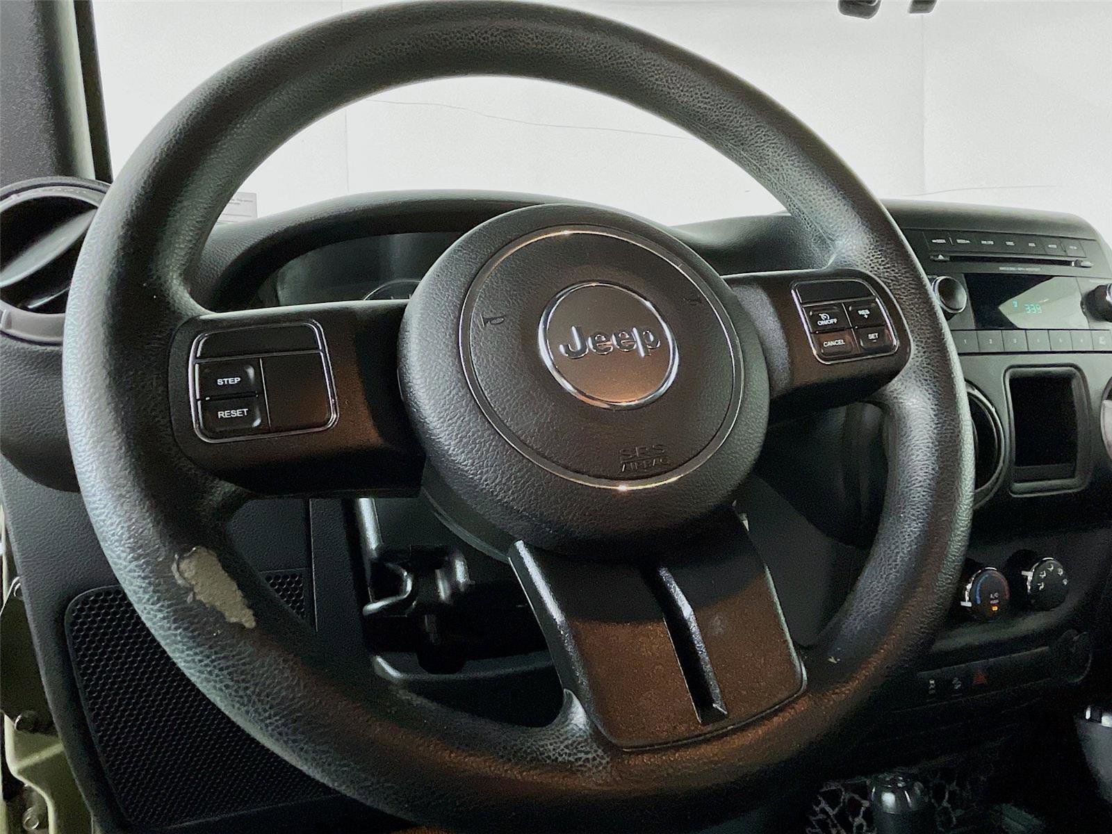 Used 2015 Jeep Wrangler Sport image 15