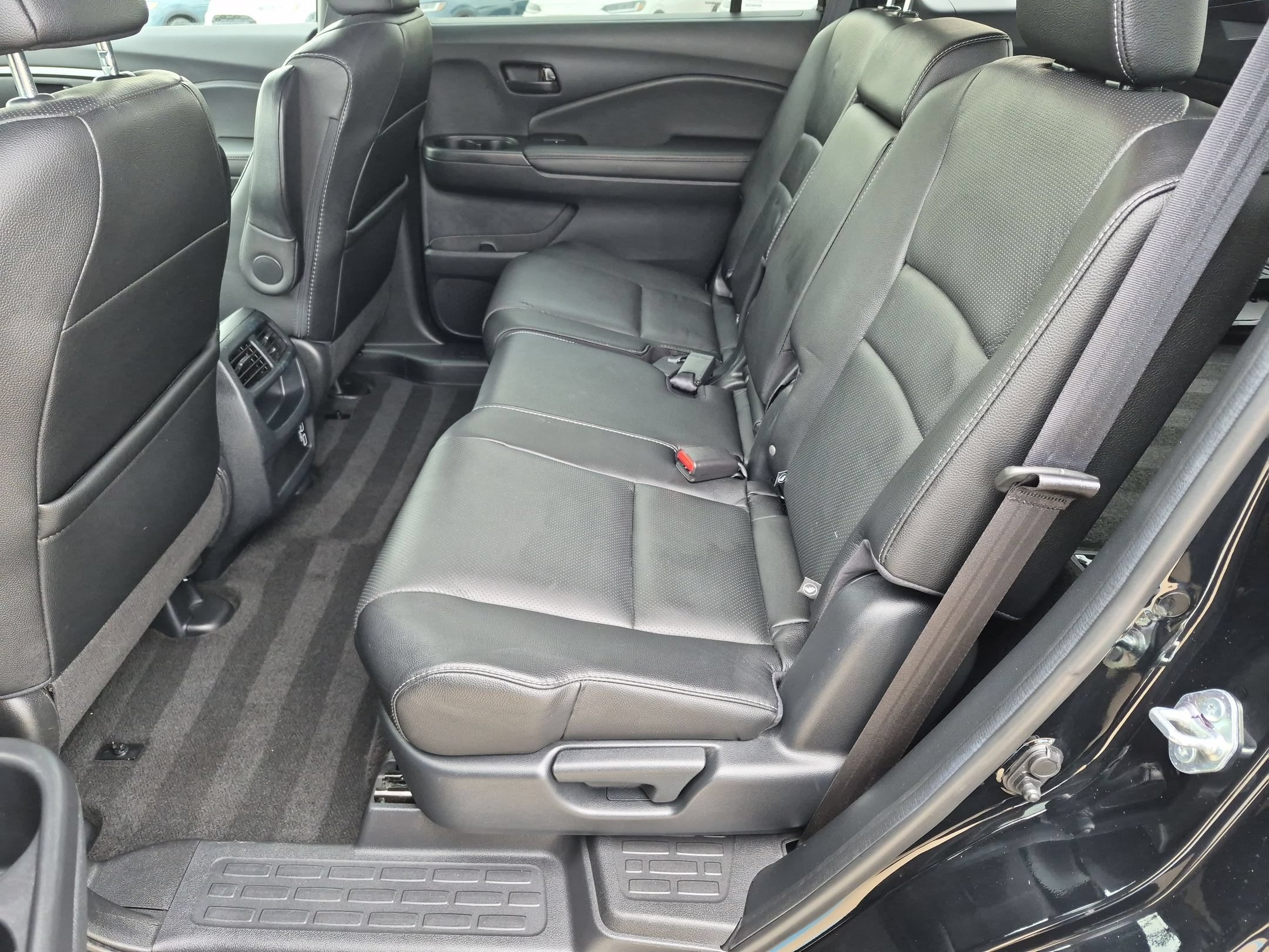 Used 2022 Honda Passport EX-L image 23