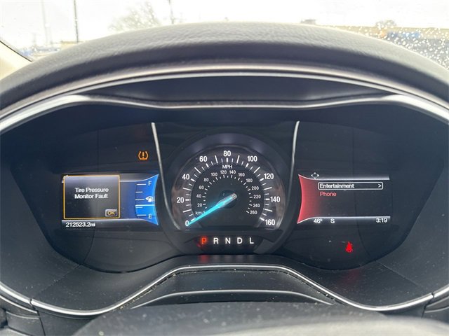 Used 2017 Ford Fusion SE w/ Fusion SE Technology Package image 22