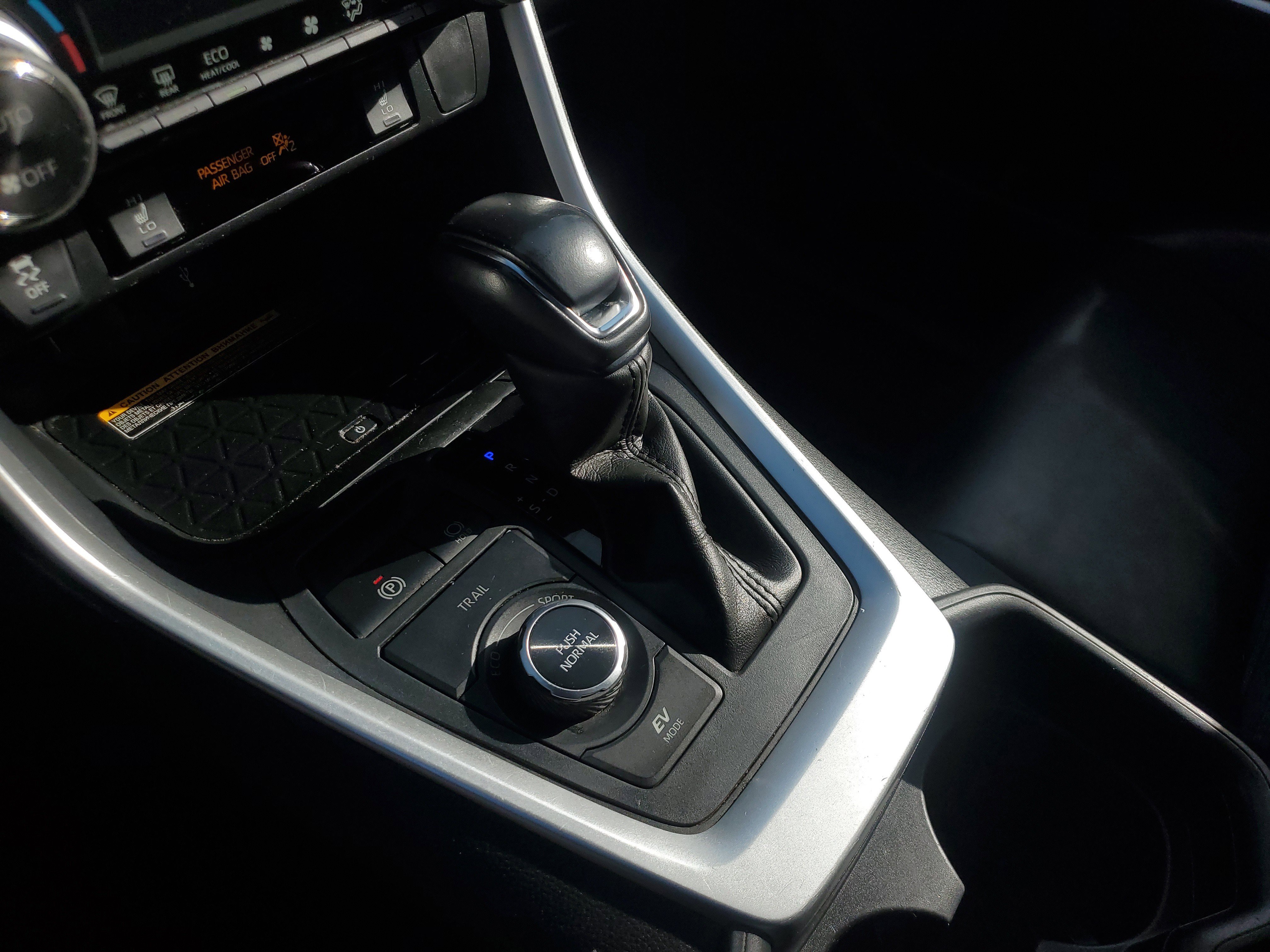 Used 2021 Toyota RAV4 XSE image 28