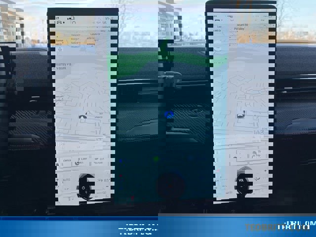 Used 2025 Ford Mustang Mach-E Premium w/ Sport Appearance Package image 32