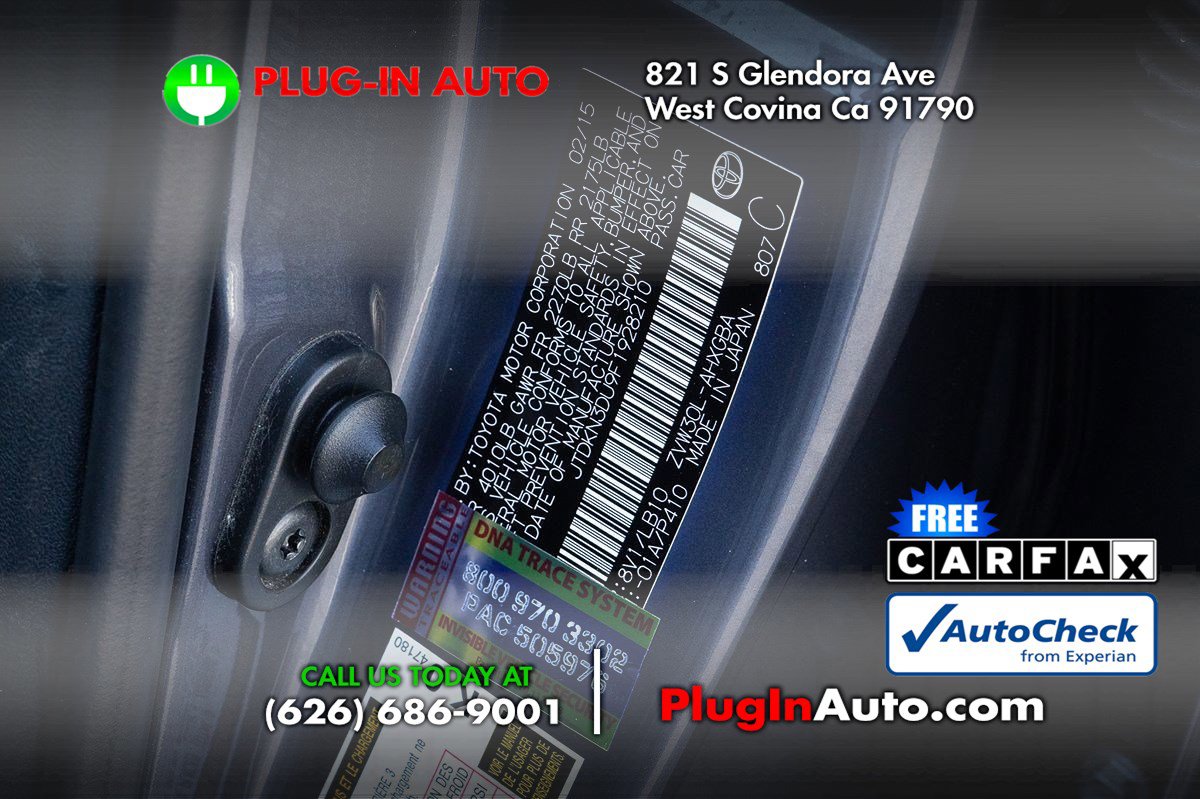Used 2015 Toyota Prius Five w/ Advanced Technology Package FWD image 8