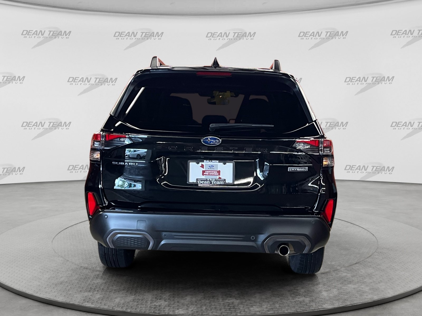 Used 2025 Subaru Forester Limited AWD/4WD image 6