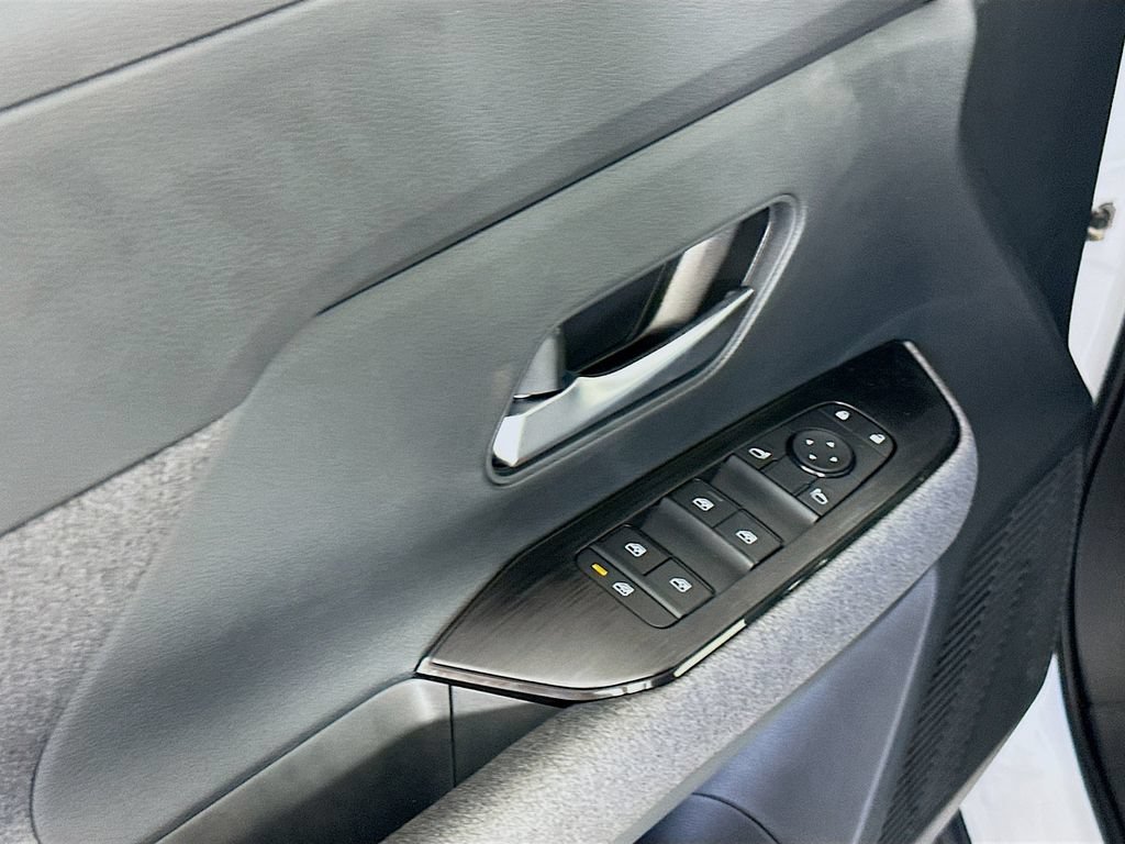 New 2026 Nissan Kicks SV w/ Cold Weather Package FWD image 23