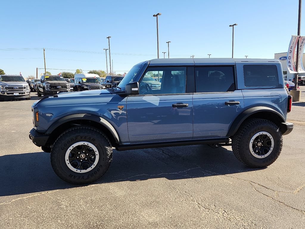 New 2025 Ford Bronco Badlands AWD/4WD image 2