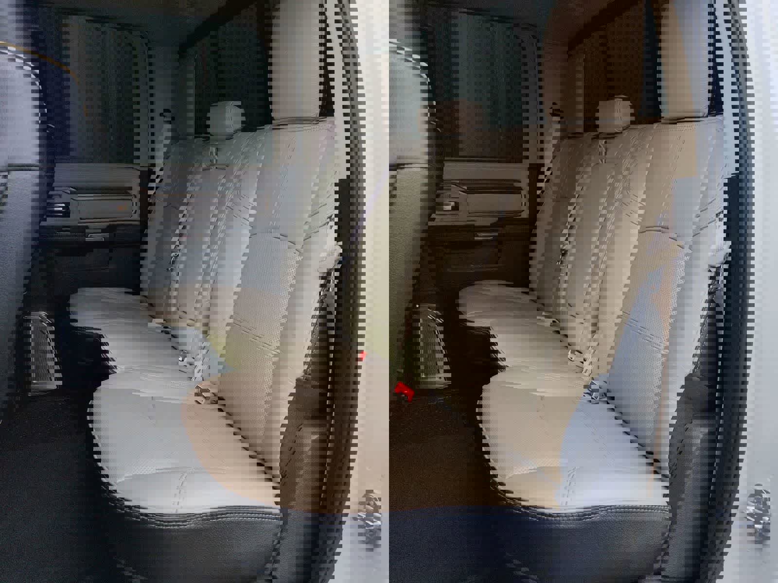 Used 2022 RAM 3500 Limited image 18