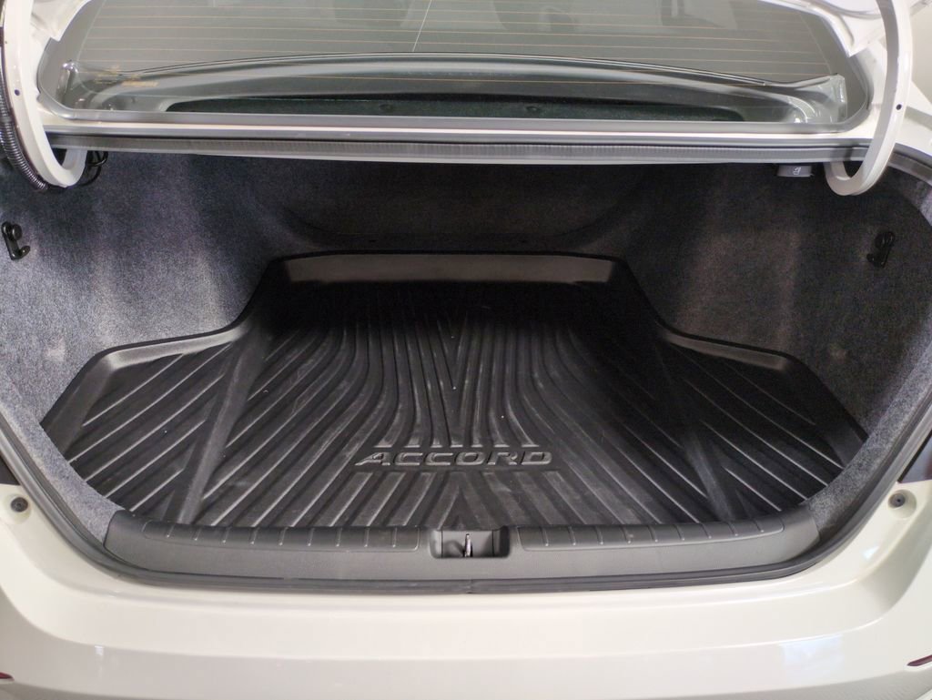 Used 2019 Honda Accord LX image 25