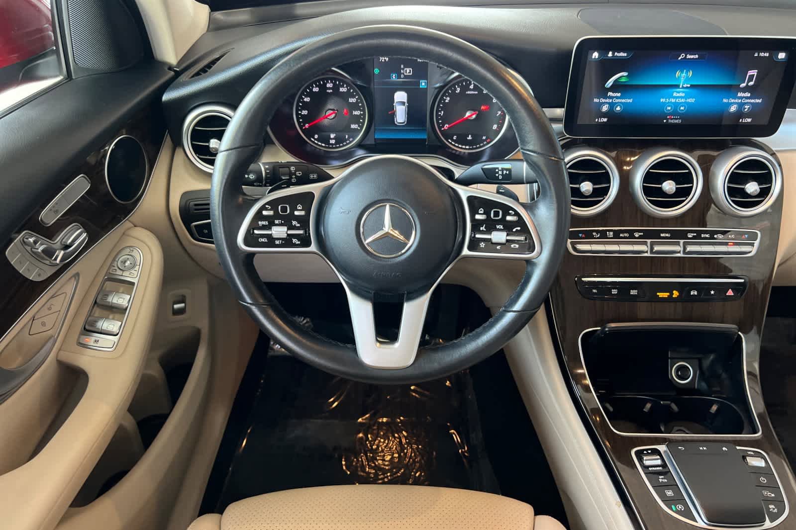 Used 2021 Mercedes-Benz GLC 300 4MATIC image 15