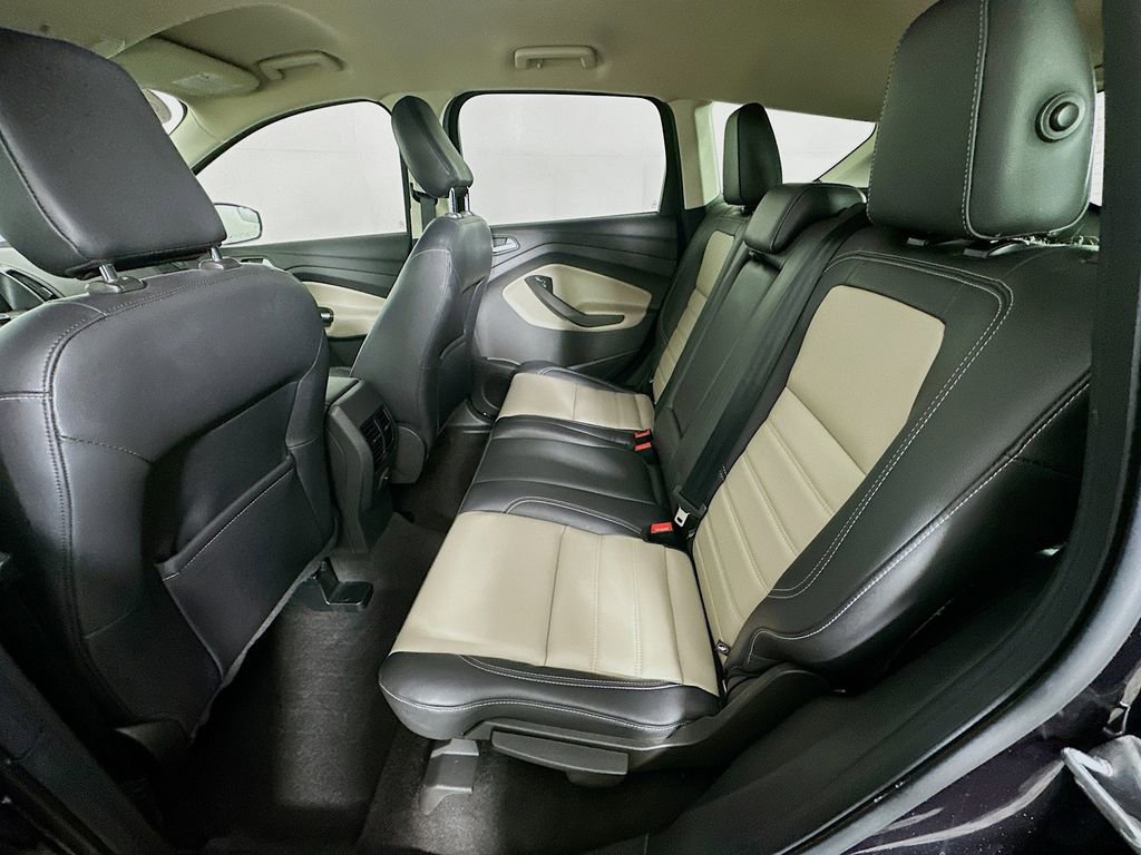 Used 2019 Ford Escape SEL image 31