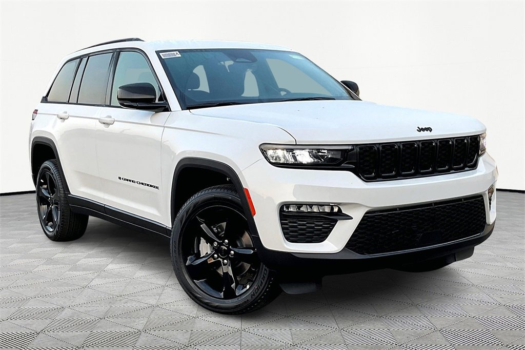 New 2025 Jeep Grand Cherokee Limited w/ Black Appearance Package image 1
