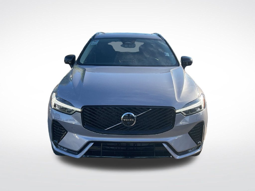 New 2026 Volvo XC60 B5 Plus w/ Protection Package Premier AWD/4WD image 2