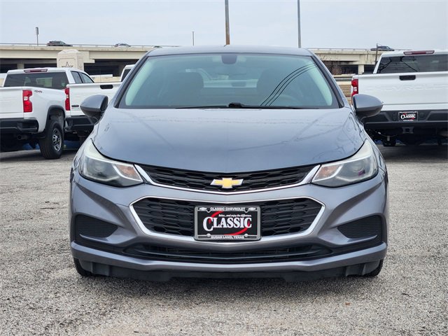 Used 2018 Chevrolet Cruze LT image 2