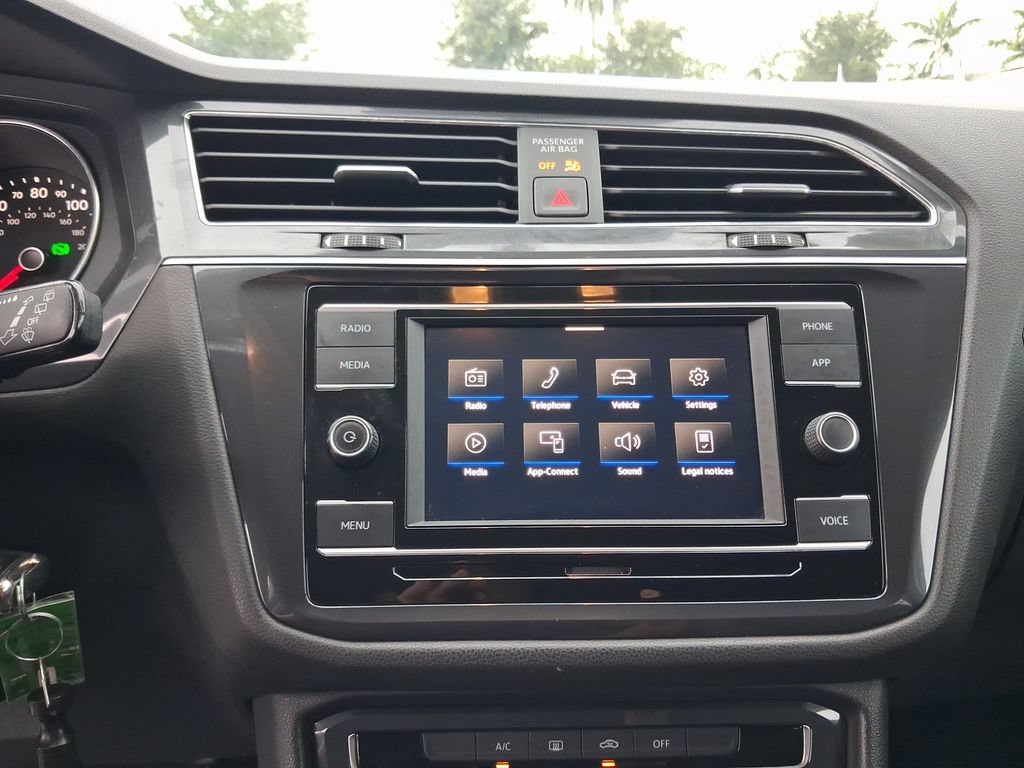 Used 2021 Volkswagen Tiguan S FWD image 21