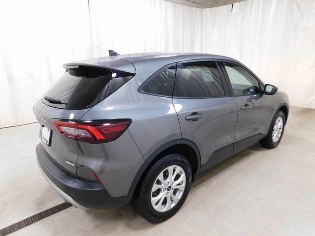 Used 2025 Ford Escape Active image 18