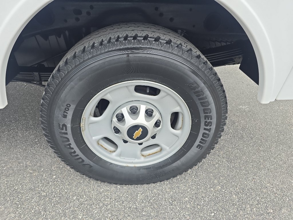 Used 2016 Chevrolet Silverado 2500 W/T AWD/4WD image 27