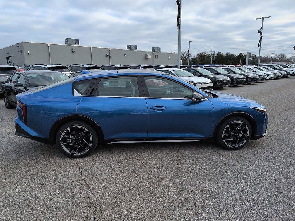 New 2025 Kia K4 GT-Line w/ GT-Line Premium Package FWD image 2