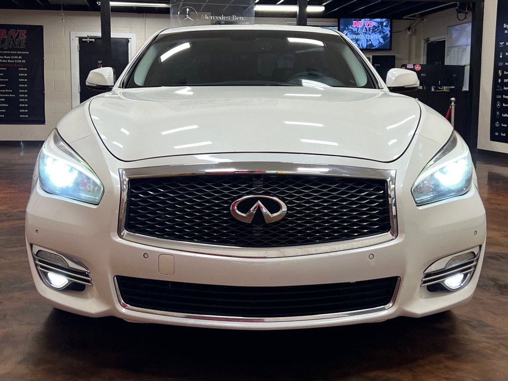 Used 2018 INFINITI Q70 L 3.7 RWD image 4
