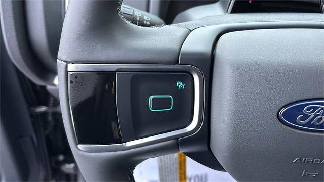 New 2025 Ford Expedition Max Active image 16