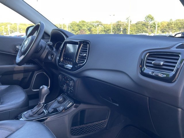 Used 2018 Jeep Compass Limited image 27
