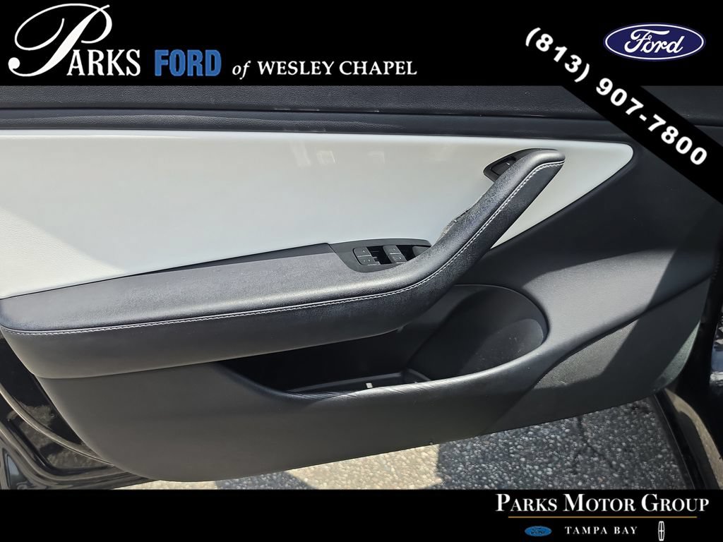 Used 2018 Tesla Model 3 Mid Range RWD image 16