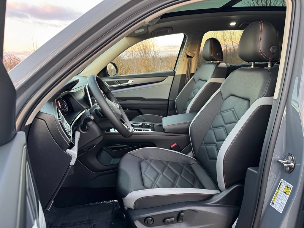 New 2026 Volkswagen Atlas Peak Edition AWD/4WD image 5