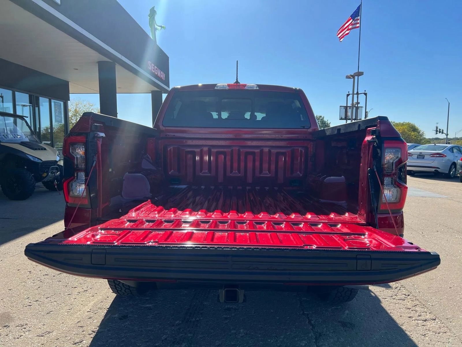 Used 2025 Ford Ranger XLT w/ Technology Package image 8