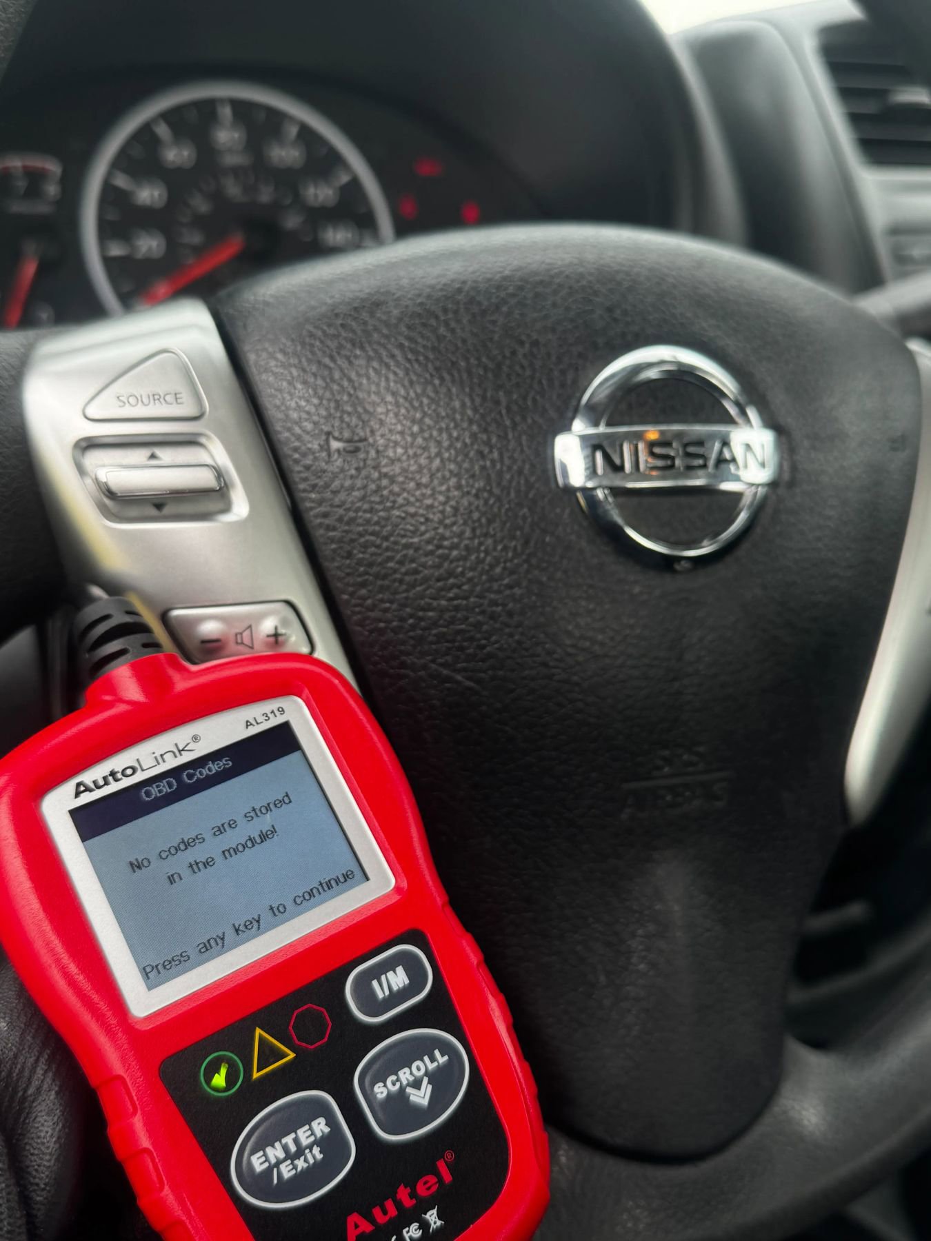 Used 2017 Nissan Versa S Plus image 16