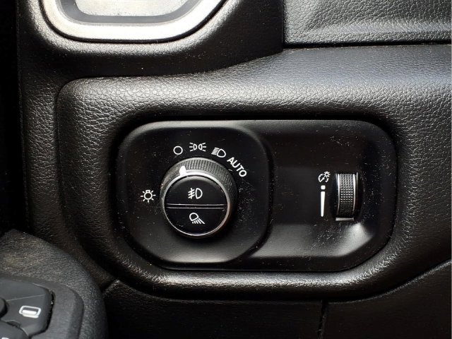 Used 2025 RAM 3500 Tradesman AWD/4WD image 17