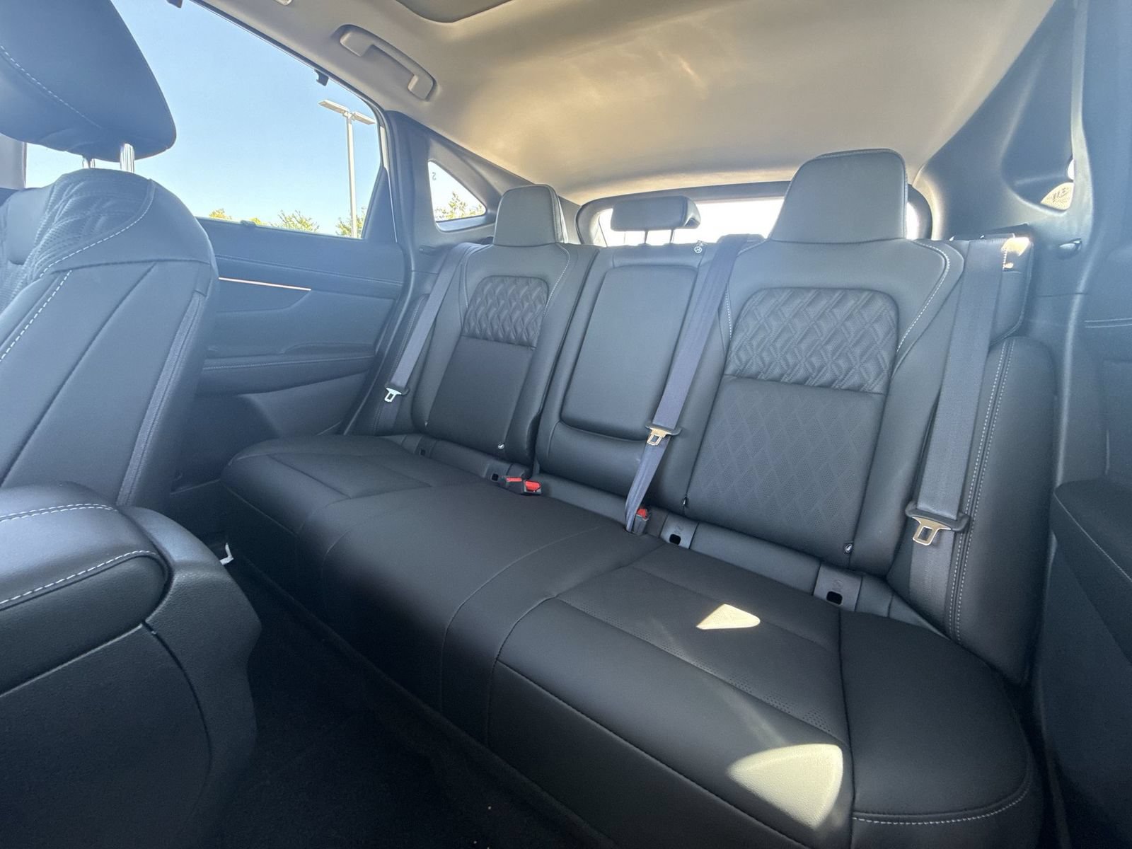 New 2027 Nissan Murano Platinum w/ Cargo Package AWD/4WD image 19