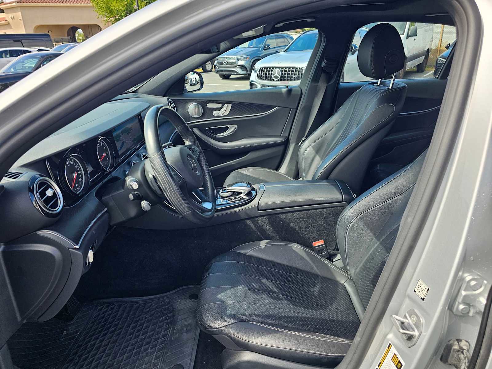 Used 2017 Mercedes-Benz E 300 image 20