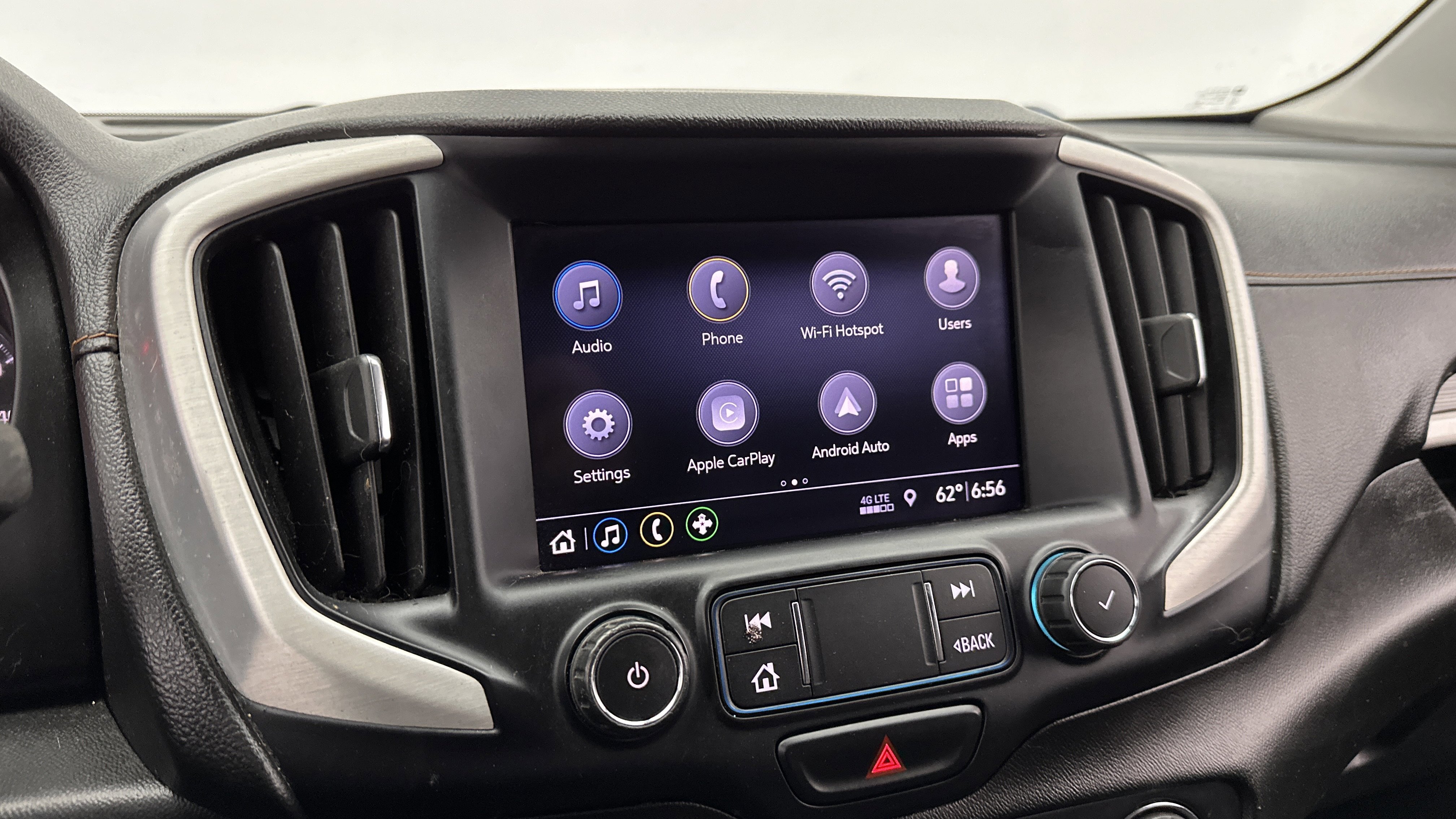 Used 2020 GMC Terrain SLT image 14