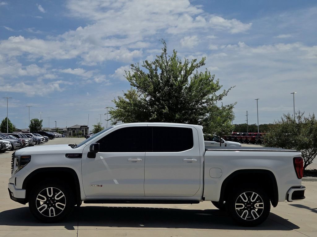 Used 2024 GMC Sierra 1500 AT4 w/ AT4 Premium Package image 5