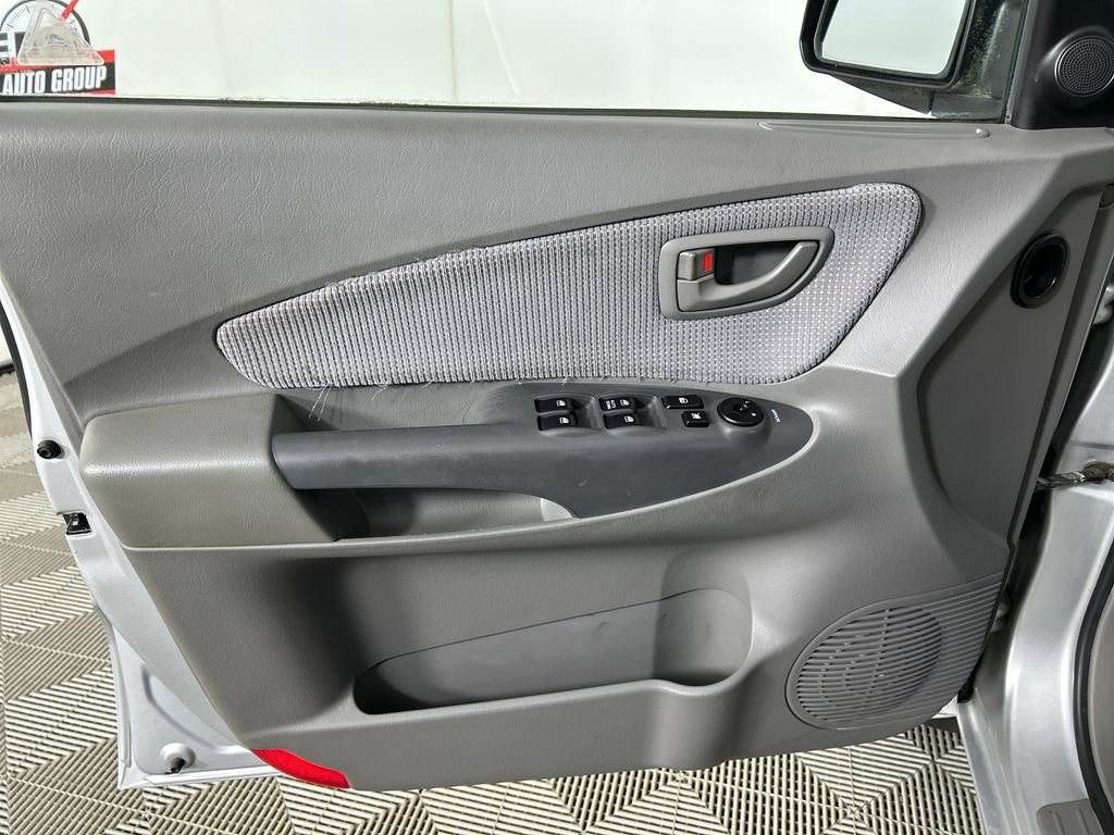 Used 2008 Hyundai Tucson GLS FWD image 10