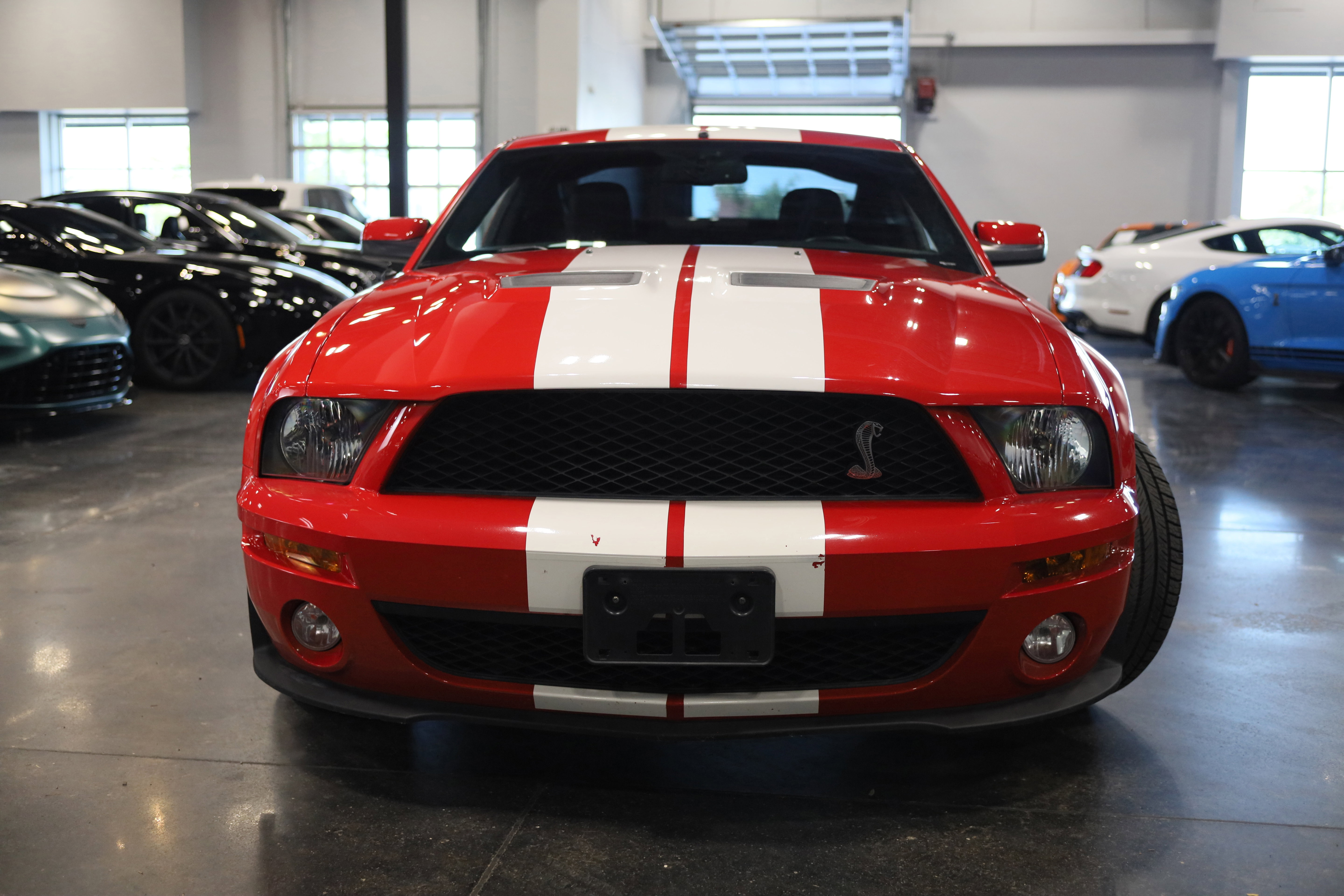 Used 2007 Ford Mustang Shelby GT500 RWD image 2