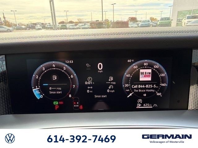 New 2026 Volkswagen Tiguan SE R-Line image 17