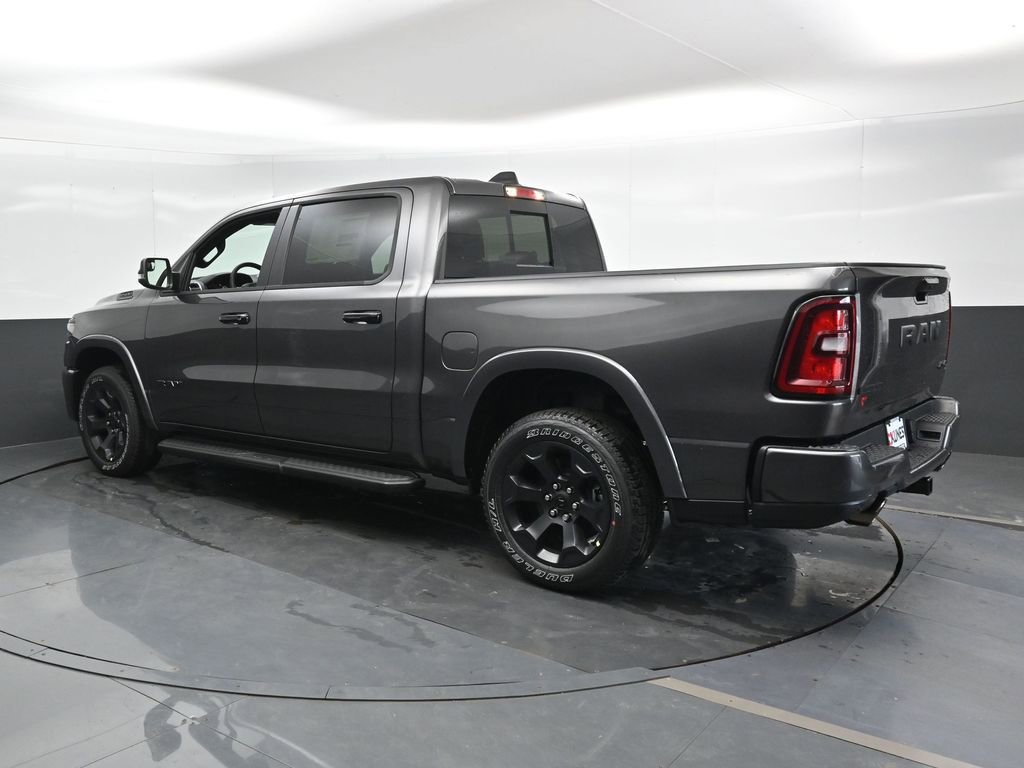 New 2026 RAM 1500 4x4 Crew Cab image 4
