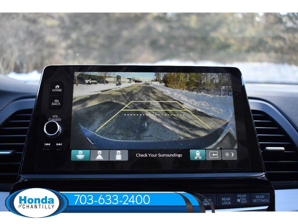 New 2026 Honda Odyssey Touring image 15