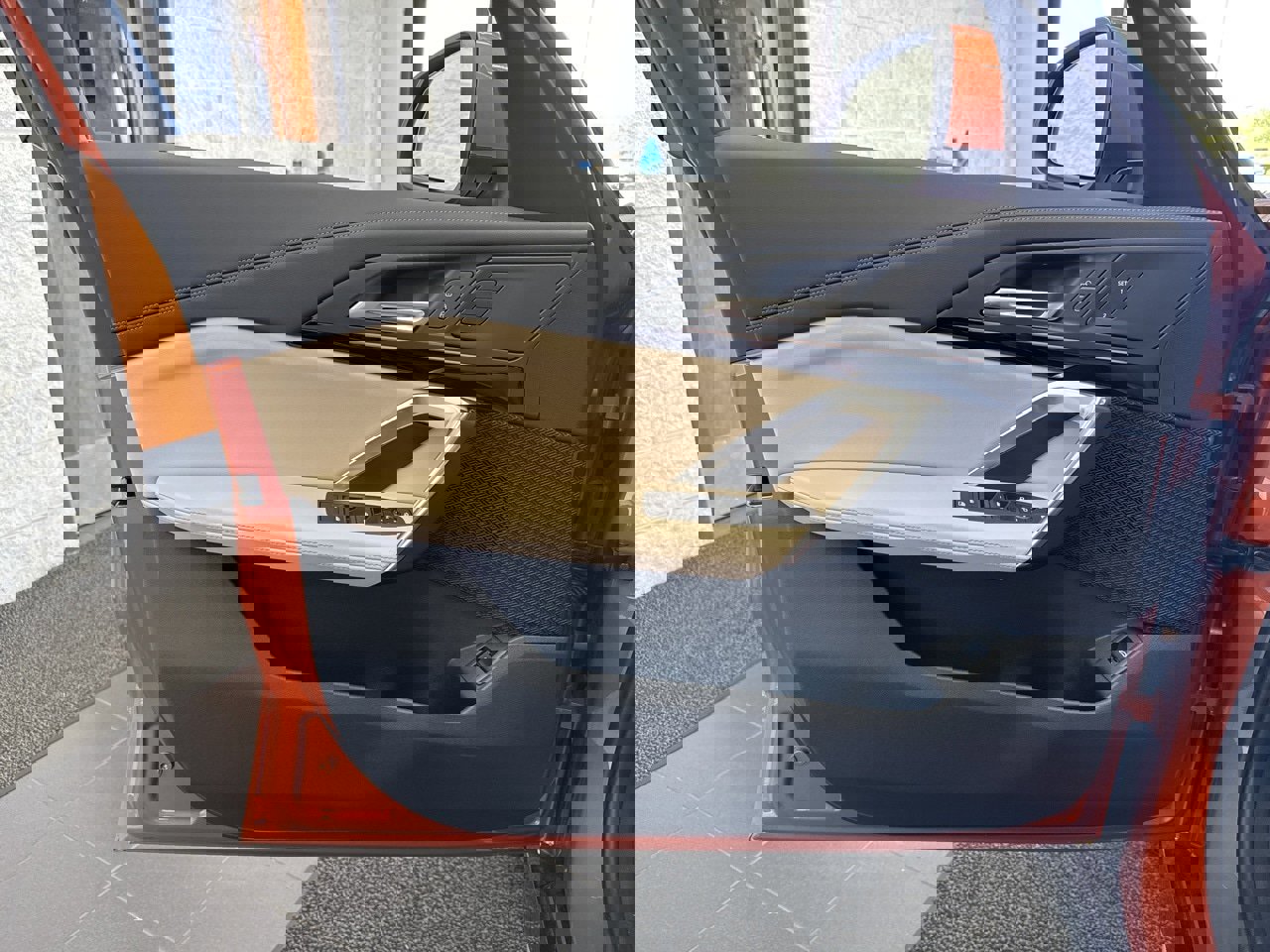 New 2025 BMW X1 xDrive28i w/ Technology Package image 36