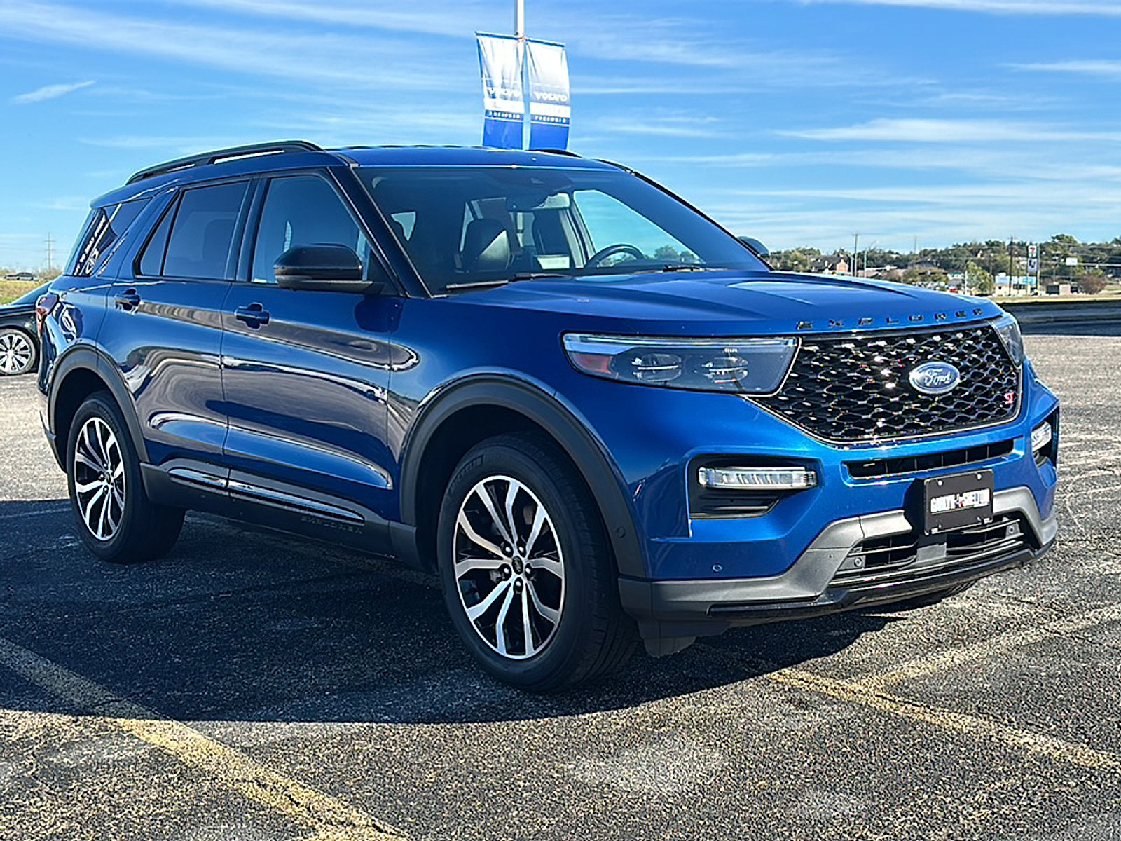 Used 2020 Ford Explorer ST w/ Premium Technology Package image 10