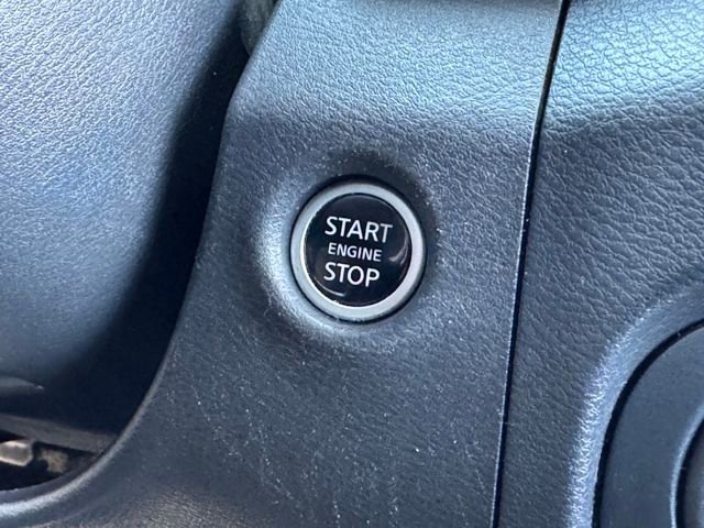 Used 2022 Nissan Frontier SV image 17