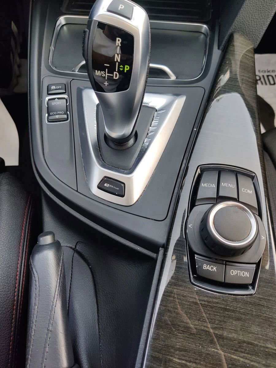 Used 2018 BMW 330e 330e iPerformance Sedan 4D image 15