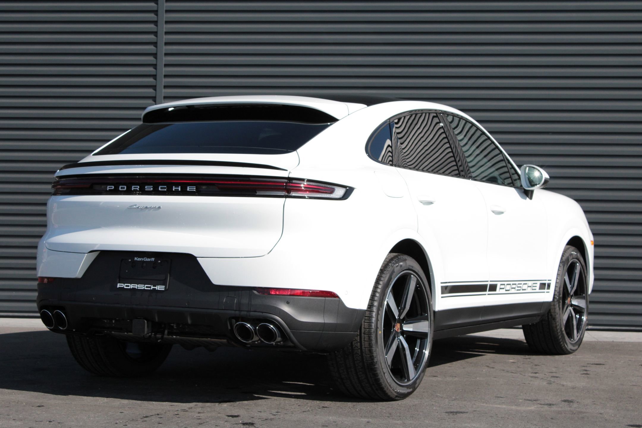 New 2026 Porsche Cayenne Coupe image 9