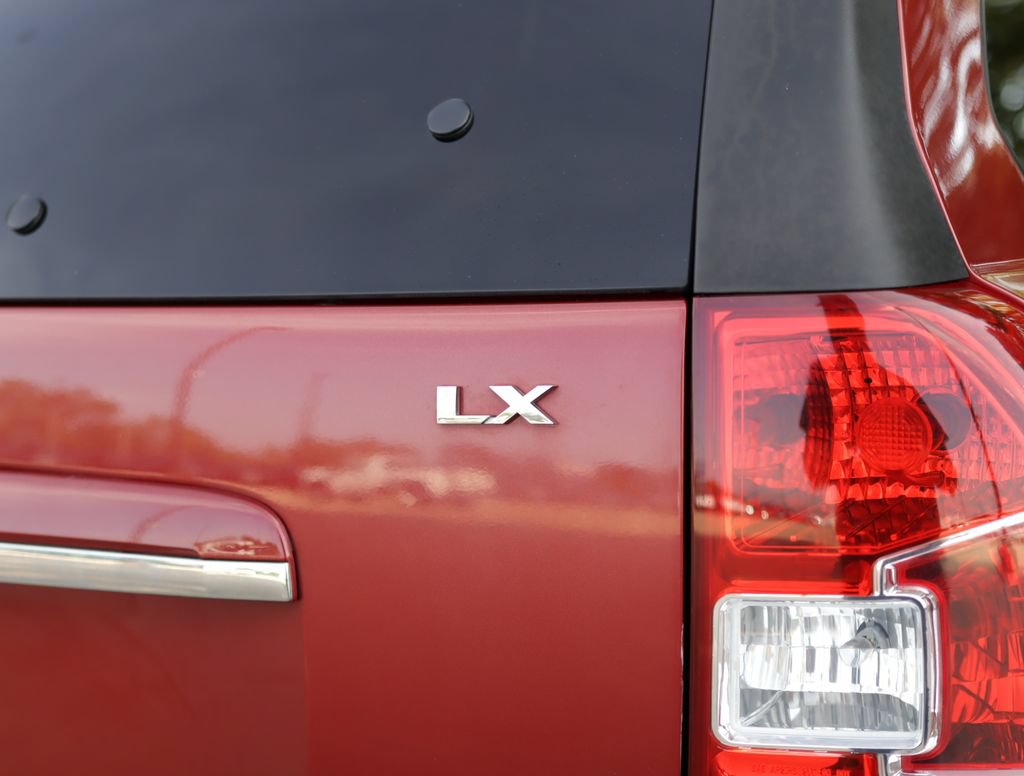 Used 2009 Kia Sportage LX FWD image 31