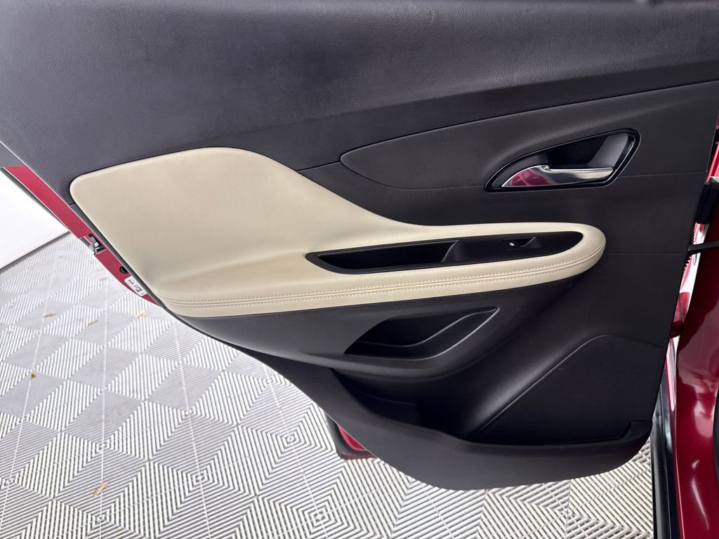 Used 2017 Buick Encore Premium image 12