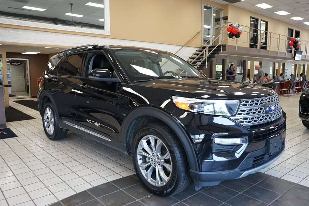 Used 2023 Ford Explorer Limited w/ Equipment Group 301A AWD/4WD image 20